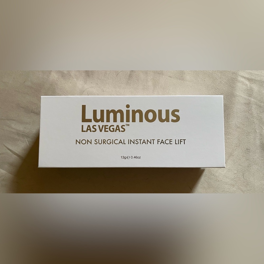 Luminous Las Vegas Face Lift. Original price $245. Effects lasts from 4-6 hours